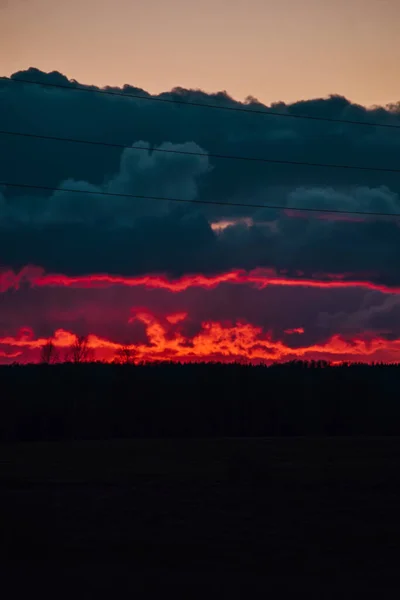 Закатное Небо Над Полем — стоковое фото