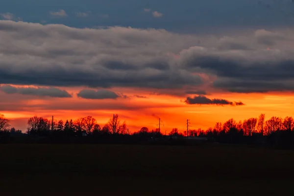 Céu Por Sol Sobre Campo — Fotografia de Stock