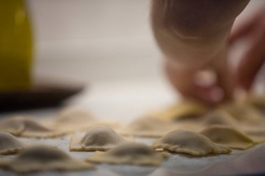 İtalyan usulü ravioli.