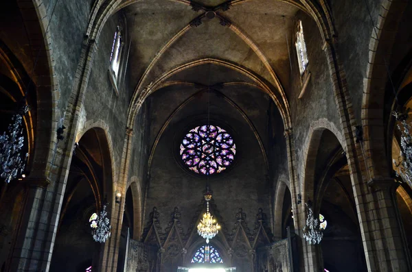 Paris 'in içindeki bazilika.