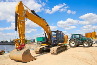 Park yerinde Ekskavatör