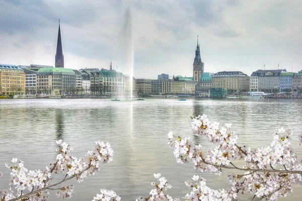 Hamburg in springtime — Stock Photo, Image
