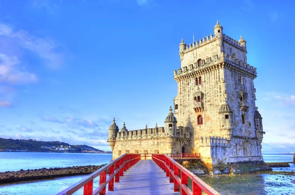 Vew na Torre de Belém na margem do rio Tejo — Fotografia de Stock