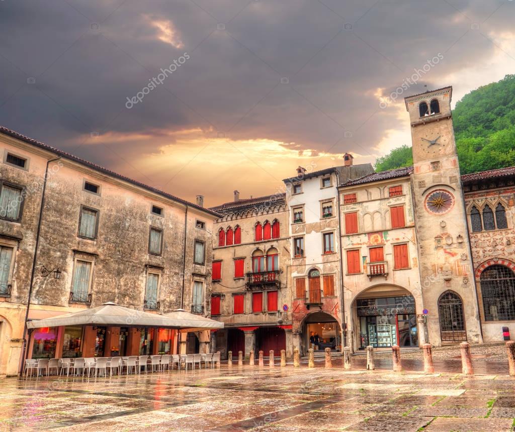 Centro de la ciudad, la provincia de Treviso en Italia ...