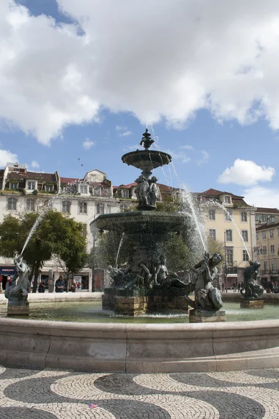 Lisboa, Portugal Paisaje urbano en la Plaza Rossio — Foto de Stock