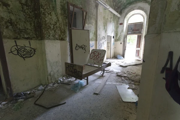 Abandoned Hospital Building called Mombello. — Stock Photo, Image