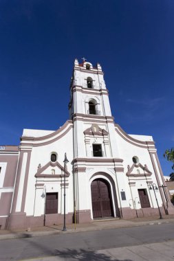 Camaguay kilisede sokak görünümü