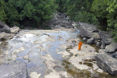 Monk kep şelale Kep Kamboçya'da yakındaki ziyaret