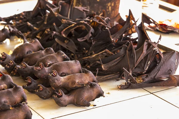 Bats at market in Indonesia — Stock Photo, Image