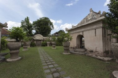 Plataran Tamansari banyo giriş