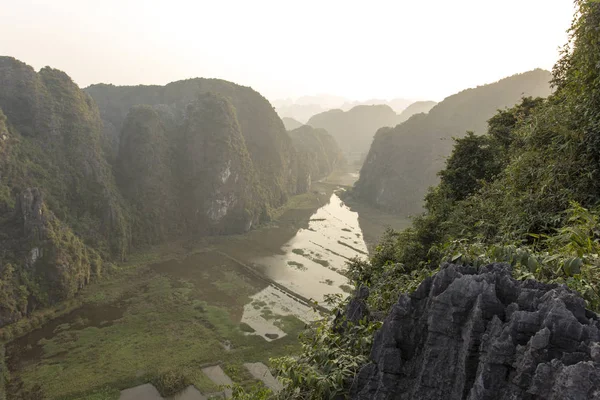 Vue Ninh Binh — Photo