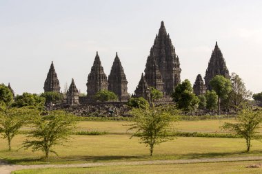 prambanan Tapınağı görünümünde Java Adası