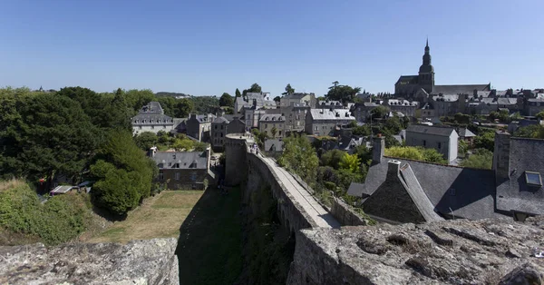 Bild von Dinan in der Bretagne — Stockfoto