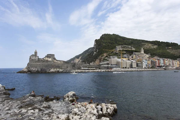 Vista de Portovenere desde la isla Palmaria —  Fotos de Stock