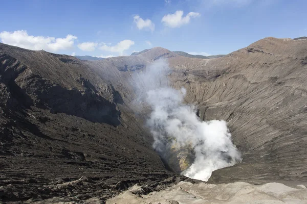 Wnętrze wulkanu Bromo na wyspie Java — Zdjęcie stockowe