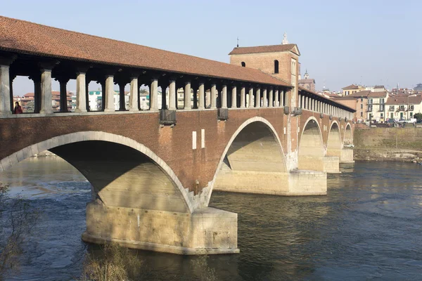 Vista da famosa ponte em Pavia — Fotografia de Stock