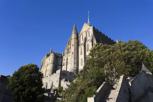 View of famous mont saint michel in France — Stockfoto