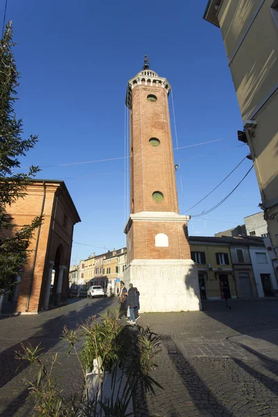 Comacchio Itália Dezembro 2019 Poucas Pessoas Andando Rua Comacchio Dia — Fotografia de Stock