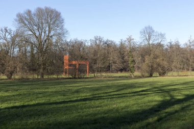 Monza, İtalya - 5 Ocak 2020: Monza 'daki Villa Reale parkının içi