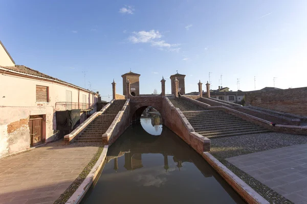 Comacchio Włochy Grudnia 2019 Widok Most Trepponti Comacchio — Zdjęcie stockowe