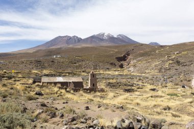 Socaire, Şili - 15 Ağustos 2019: Küçük kilisesiyle ünlü Socaire köyü