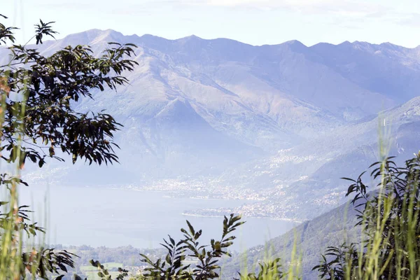 Utsikt Över Mezzola Sjö Från Berg Italien — Stockfoto