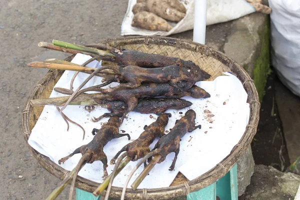 Tomohon Indonesië Augustus 2017 Gekookte Ratten Verkocht Traditionele Markt Tomohon — Stockfoto