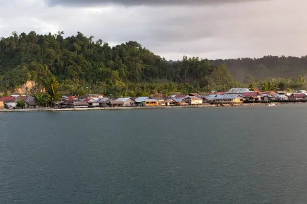 Wakai Indonesia Agosto 2017 Arrivo Wakai Kadidiri Barca Giorno Estate — Foto Stock