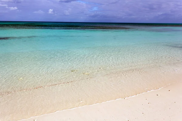 Een Prachtige Zee Vanaf Het Strand Van Ouvea Nieuw Caledonië — Stockfoto