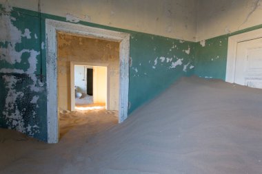 Pomona, Namibya - 16 Ağustos 2018: Pomona hayalet elmas madencilik kasabası