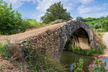 Yunanistan'da köprü