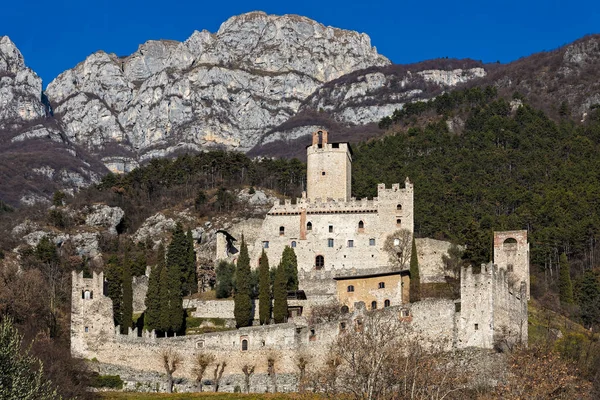 Widok Zamek Avio Trentino Italy — Zdjęcie stockowe