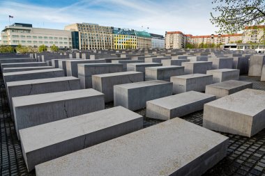 Görünümünü anma törenine öldürülen Yahudilerin Avrupa'nın 15 Nisan 2017 üzerinde Berlin, Almanya. Olarak da bilinen Holocaust Memorial anma Brandenburg Gate yakınındaki merkezi bir yer olduğunu.