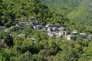 Yunanistan 'ın Epirus kentindeki geleneksel Dikorfo köyü