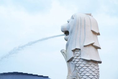 Merlion Singapur kadar kapatın