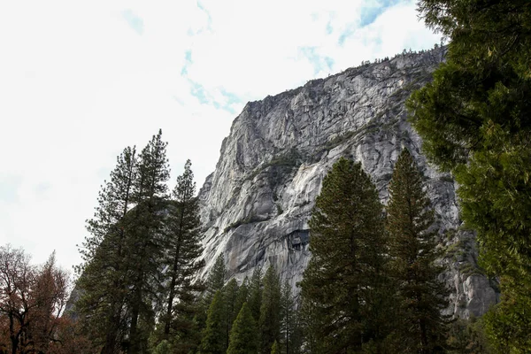 View Landscape Mountain Yosemite National Park Winter — Stock Photo, Image