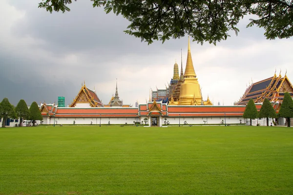 タイのバンコクにあるワット カイュー寺院のランドマークの眺め — ストック写真