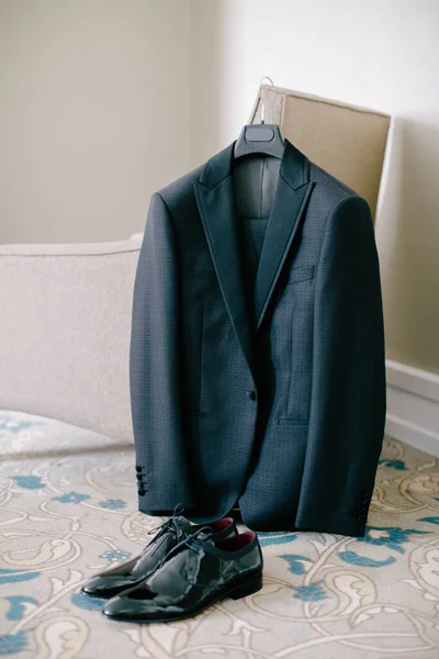 Fato Noivo Sapatos Noivo Preto Ângulo Interno Médio Preparativos Casamento — Fotografia de Stock