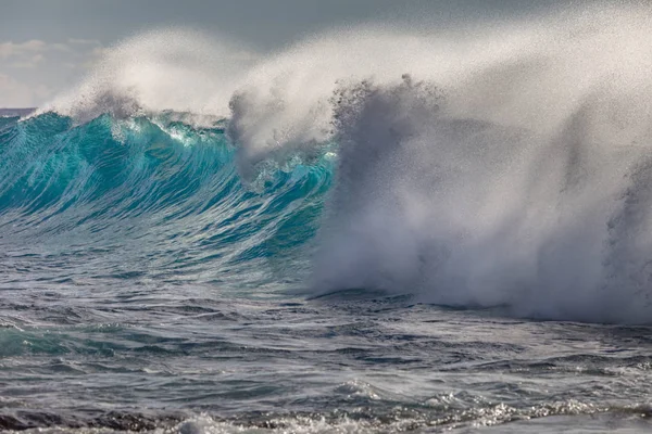 Shorebreak storming vlna — Stock fotografie