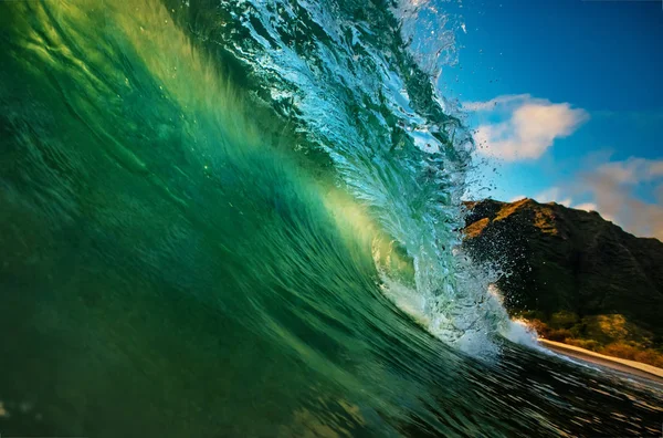 Хвиля у формі стиглого завитка — стокове фото