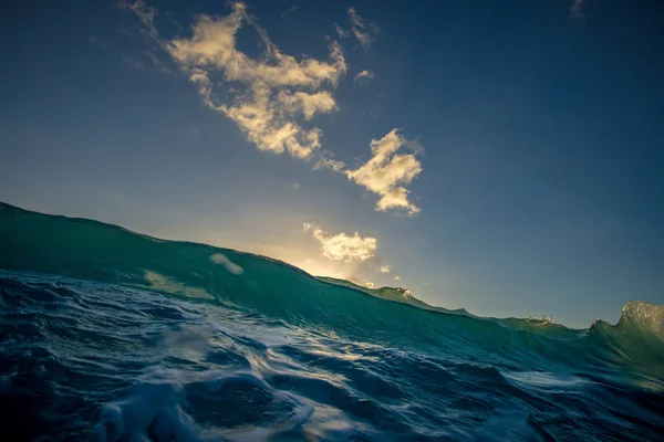 Grande onda del mare — Foto Stock