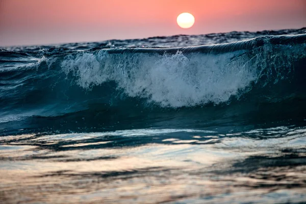 Onda oceânica. Superfície de água do mar áspero — Fotografia de Stock