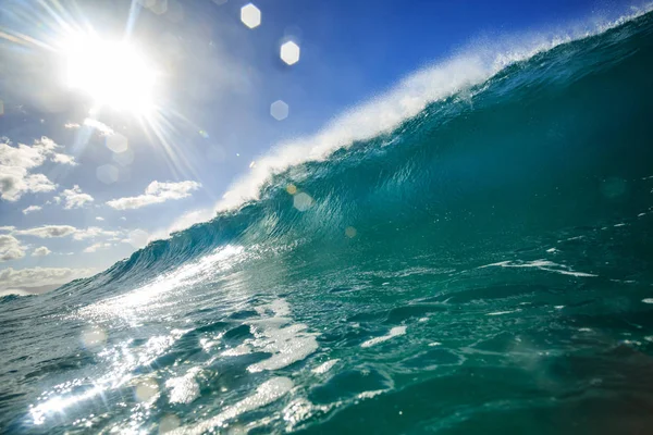 Onda do mar com água limpa — Fotografia de Stock