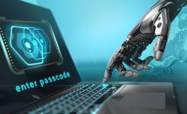 Laptop ile çalışan bir Robot. Son derece detaylı modeli