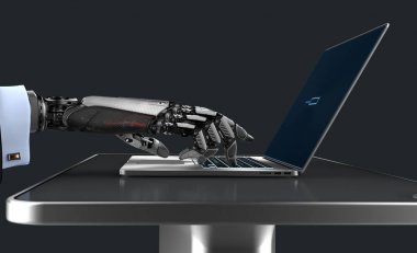 Laptop ile çalışan bir Robot. Son derece detaylı modeli