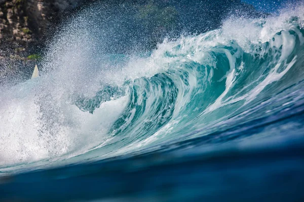 Nagy Kék Erős Hullám Vértes Óceánra Vízszint Extrém Fotó — Stock Fotó