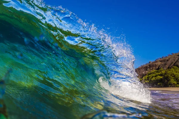 Ocean Färgglada Ljusa Våg Med Grön Blå Vatten Och Saltstänkta — Stockfoto