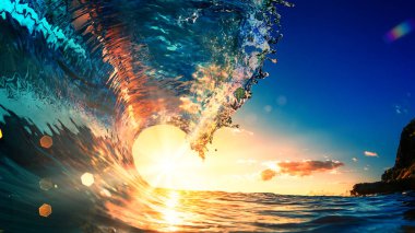 Hawaii 'de deniz dalgası sörfü okyanus dudağı kırığı tepesi