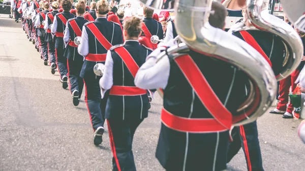 Verschillende instrumenten en details van een muziekband voor HaFaBra — Stockfoto