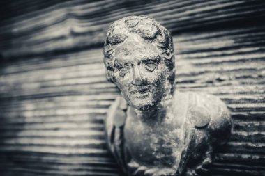 Paslı eski kapı kolu detay 